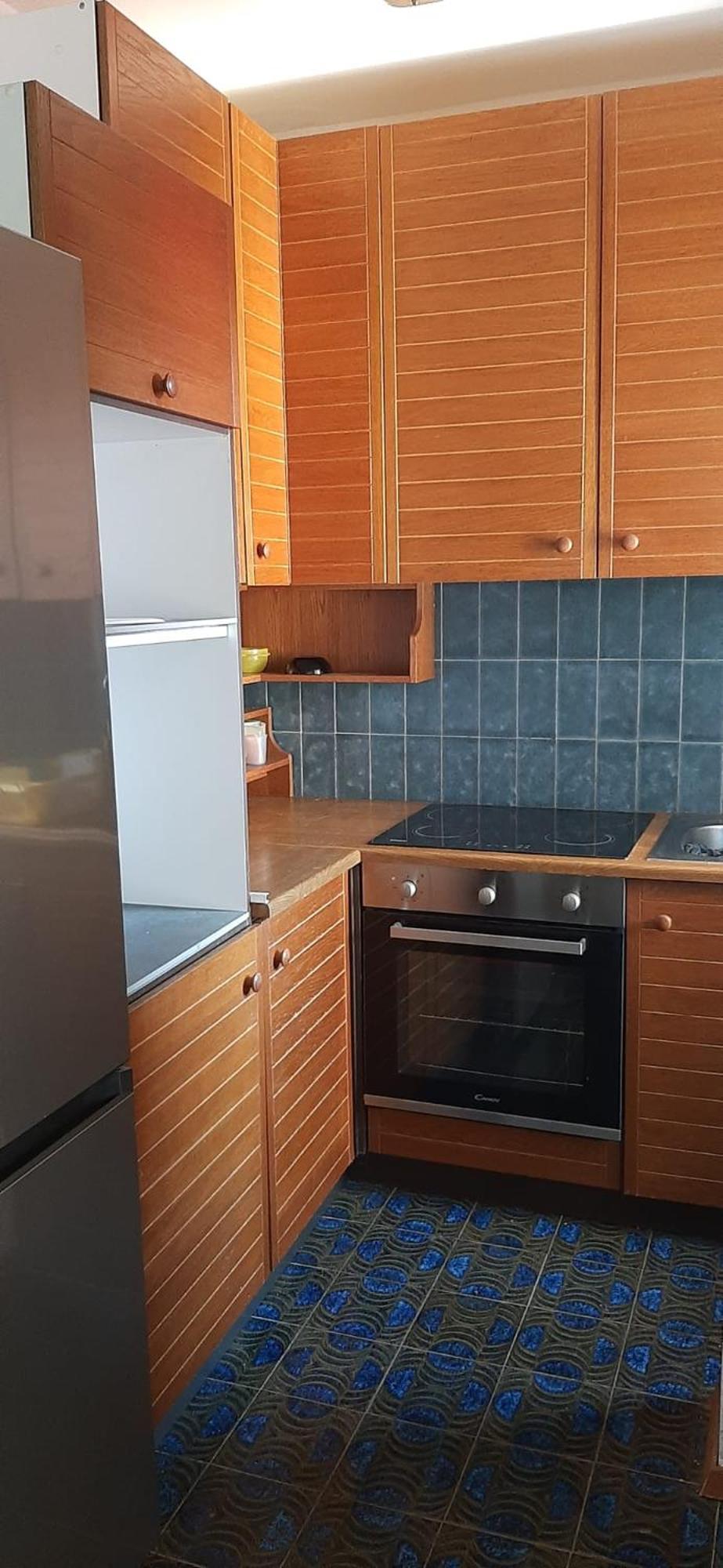 Apartman Ena By The Sea بريسبا الغرفة الصورة