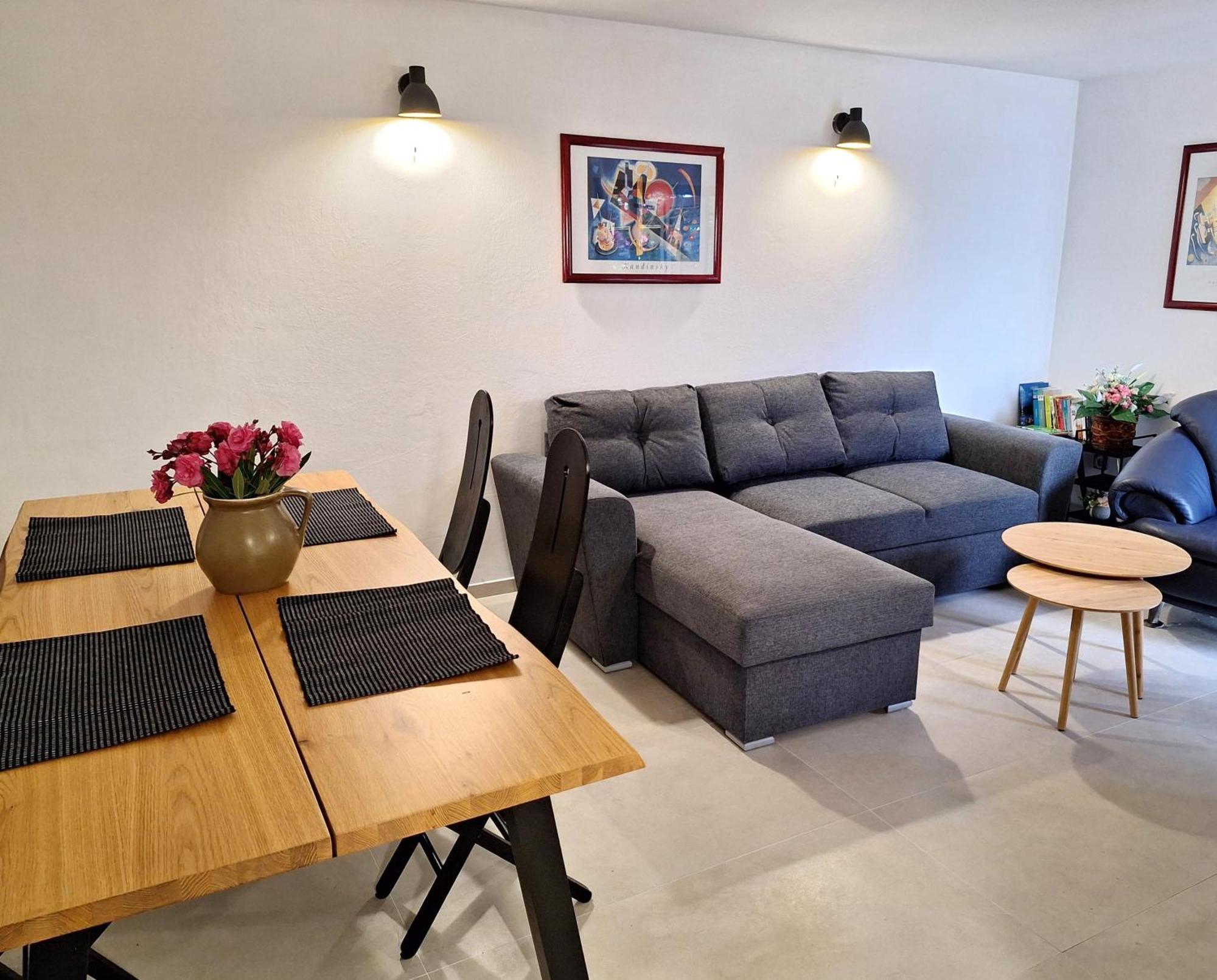 Apartman Ena By The Sea بريسبا المظهر الخارجي الصورة