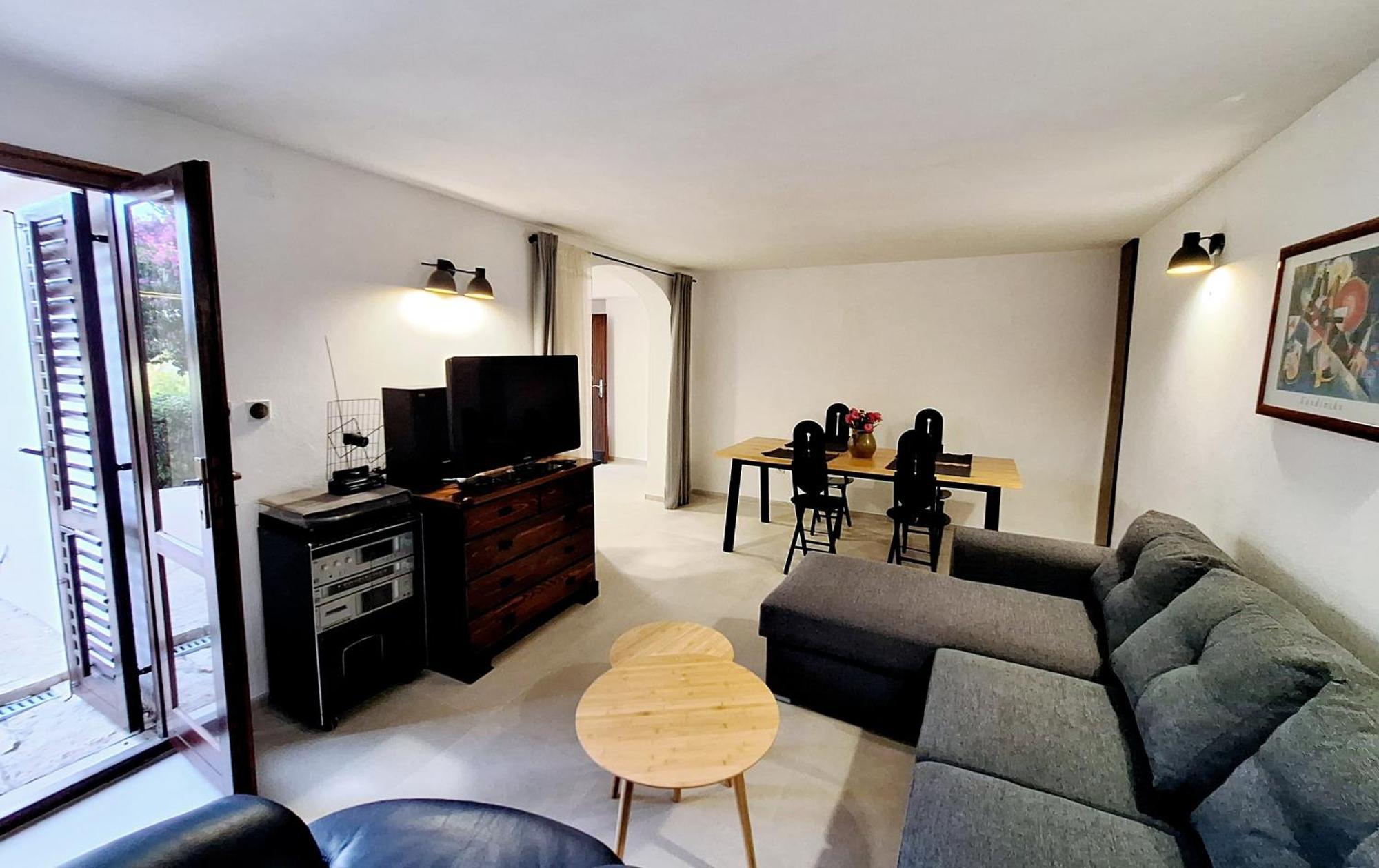 Apartman Ena By The Sea بريسبا الغرفة الصورة